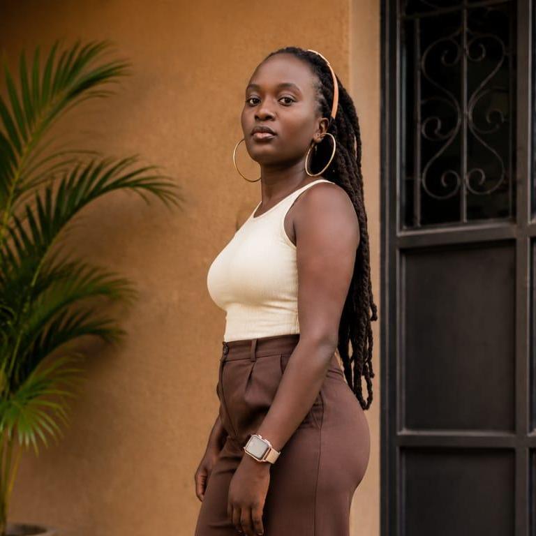 Vivian  Makoba 